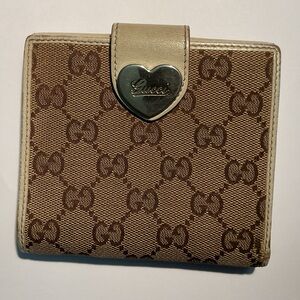 Vintage Gucci GG Canvas Heart Logo Wallet Beige/Ebony Monogram w/ Ivory Leather